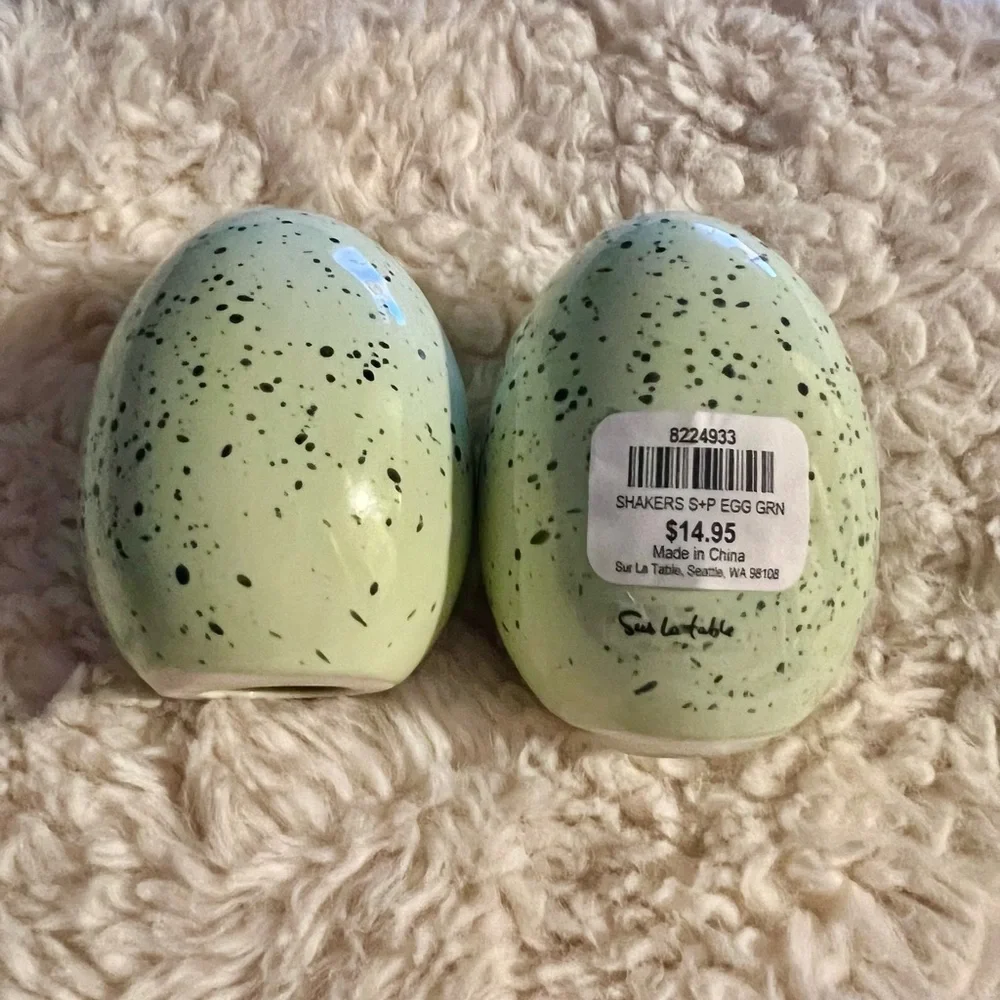 Sur La Table NWT Easter Egg Salt & Pepper Shaker Set
